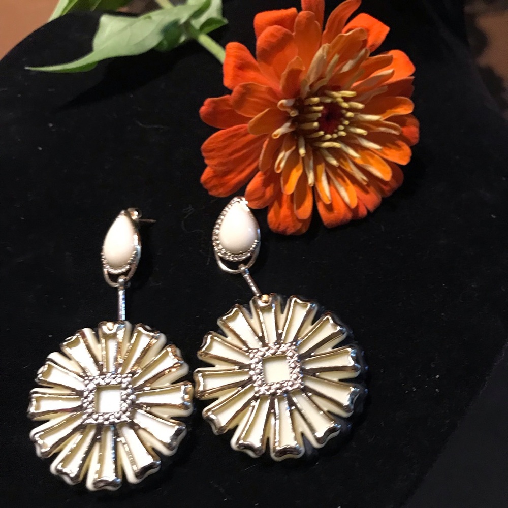 Lulu Frost Earrings